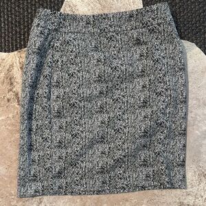Cabi Agent Skirt Pencil Black And White Herringbone Print Size 10